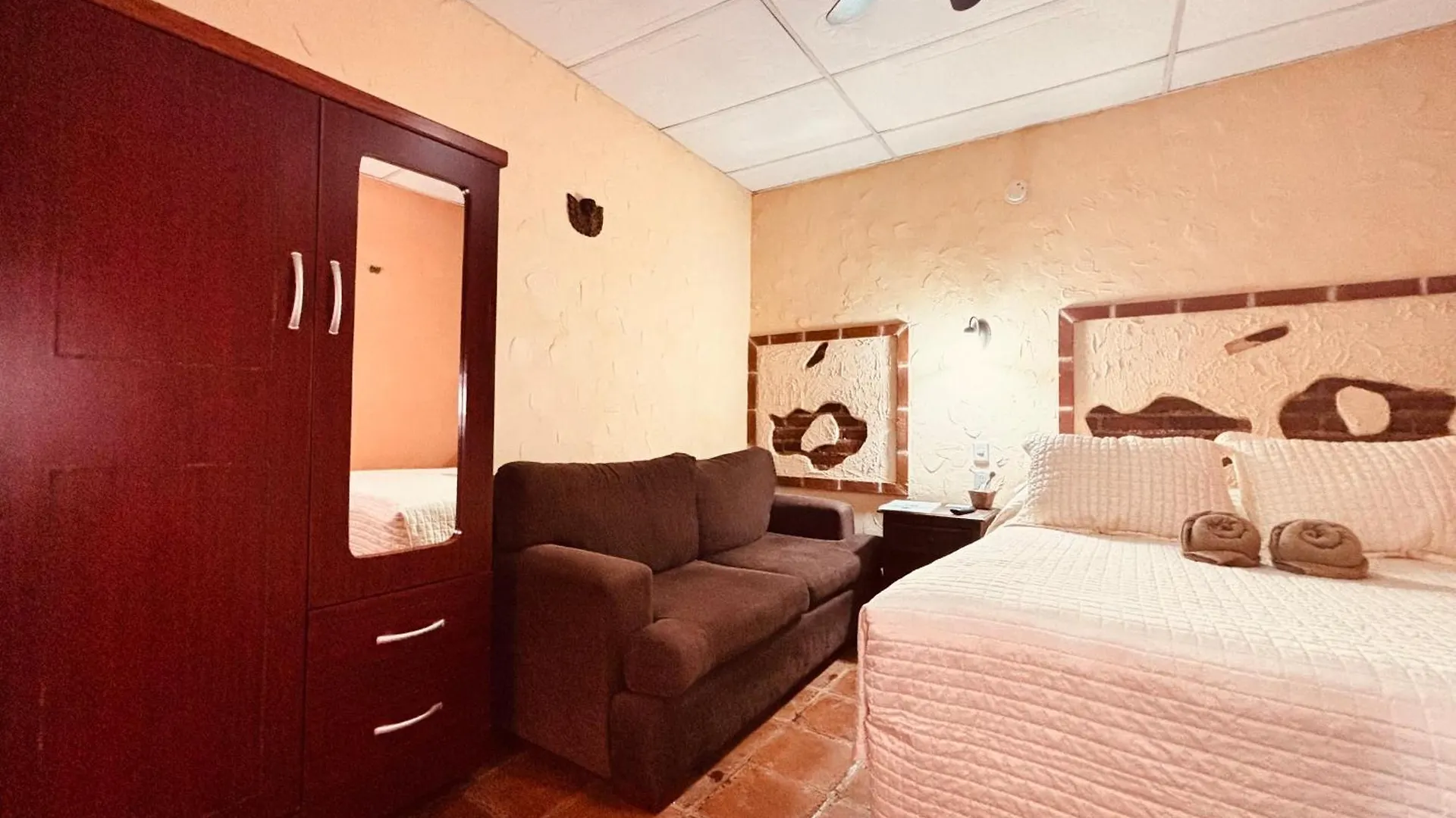 Hotel Chilero Y Cafe Antigua